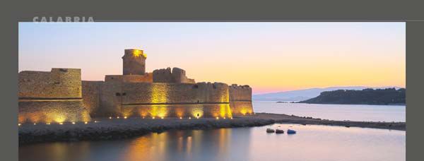 Calabria: il castello aragonese di Le Castella